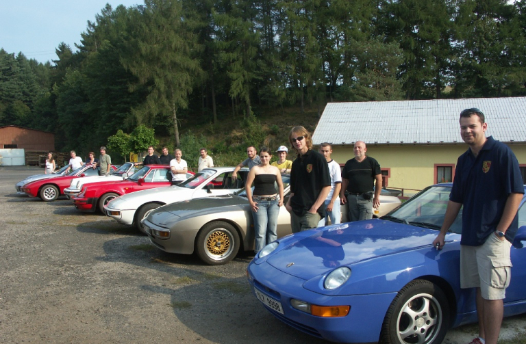 Automuzeum ve Vratislavicích - setkání vozů Porsche